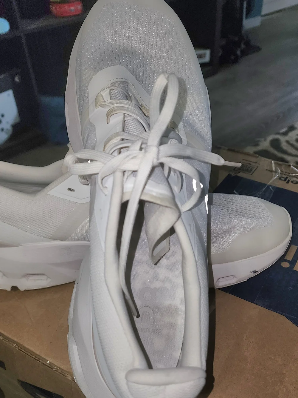 Men's Athletic Sneakers in White - Lightweight Performance Sz 13 Like New